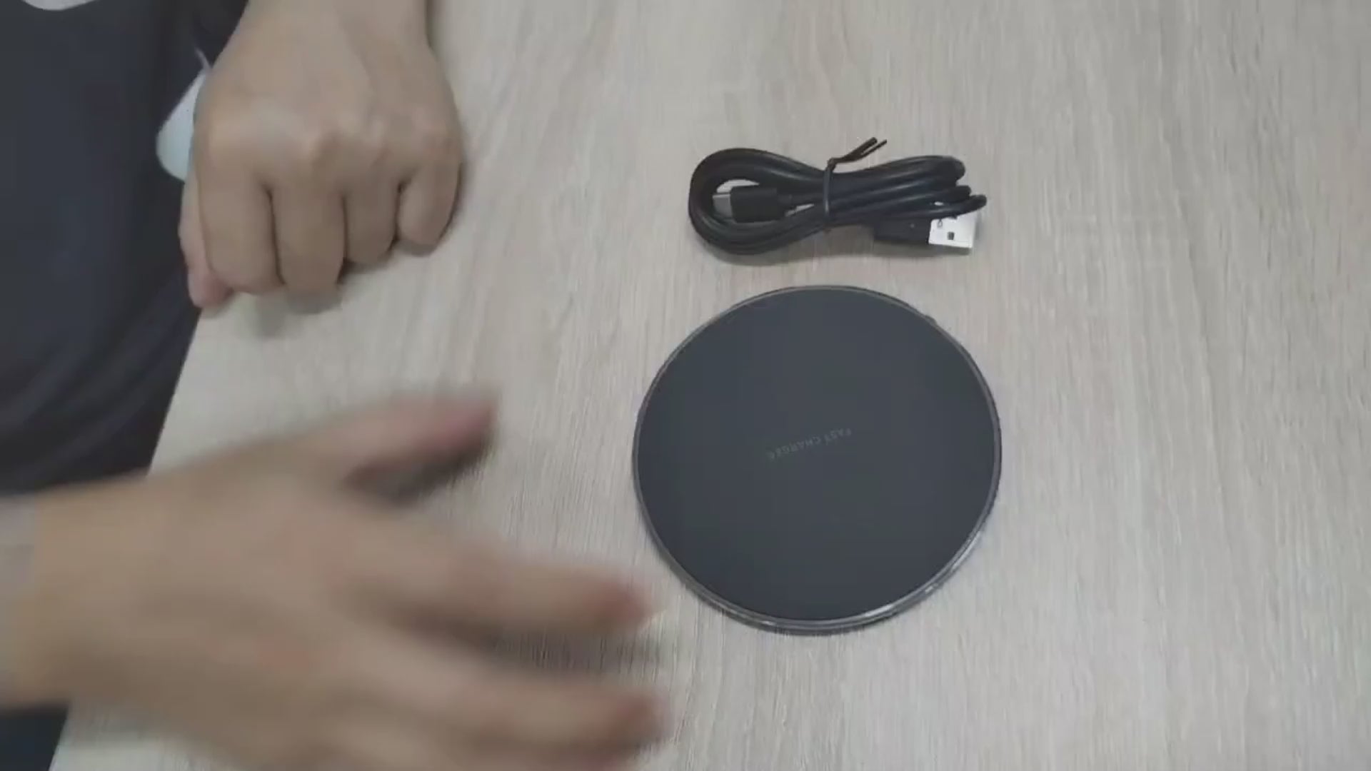 Chargeur sans fil pour iPhone, tapis de charge rapide sans fil pour Samsung haute vitesse